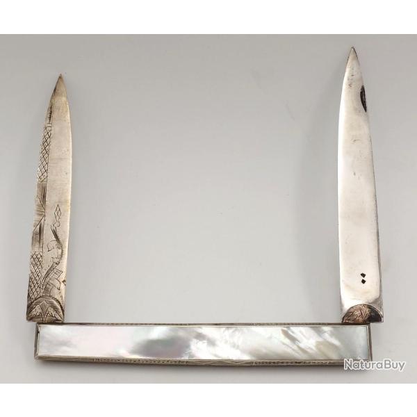 COUTEAU PLIANT DE LUXE LANGRES XVIII�me ARGENT ET NACRE - J.B BERGER A LANGRES Collection France Tr�