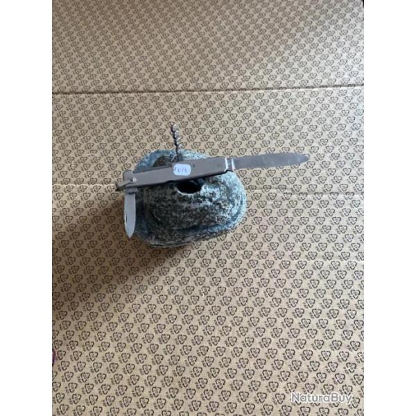 COUTEAU PUB LOURDE  (2025  N   2