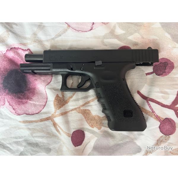 Airsoft Gun - Glock 17 GEN4 6mm - UMAREX