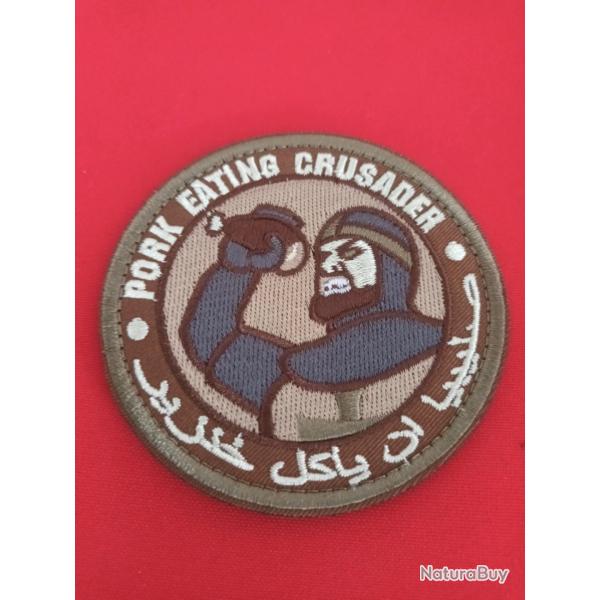 �CUSSON TEMPLIER  PATCH BROD� M�DI�VAL SCRATCH CHEVALIER DE L'ORDRE 8CM