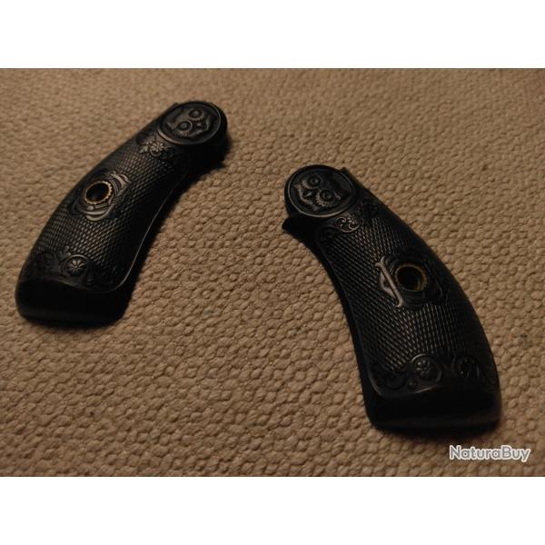 Paire de plaquettes Iver Johnson top break 32sw