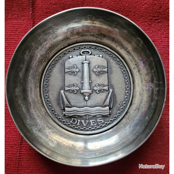 MILITARIA Coupelle en M�tal Argent� " B�timent de D�barquement de Chars DIVES "