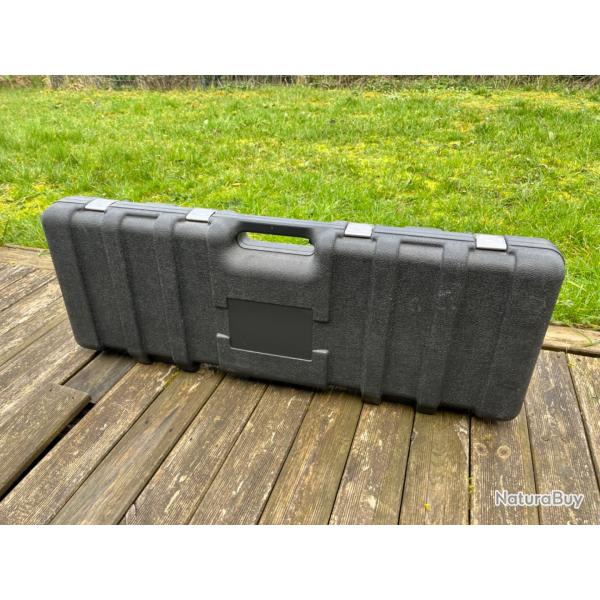 Mallette VFC Rigide avec mousse alv�ol�e NOIRE