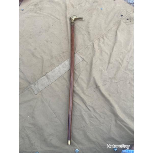 Canne-�p�e vintage. T�te d'oie ou canard ?