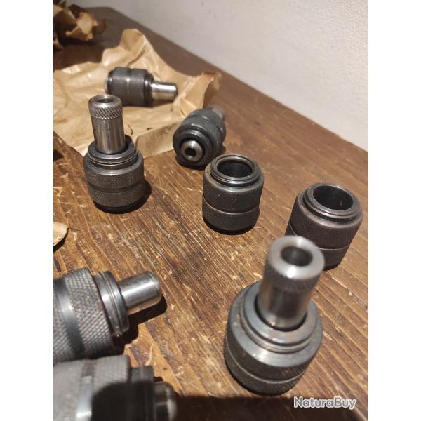 Lot de divers pi�ces pour  recalibreur desamorceur  diff�rents calibres