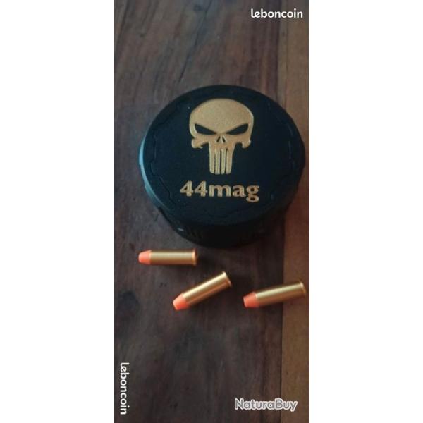 Boite � munitions 44 Magnum noire et dor�e Punisher. Tir sportif, Taurus Ruger S&W Colt Hunter