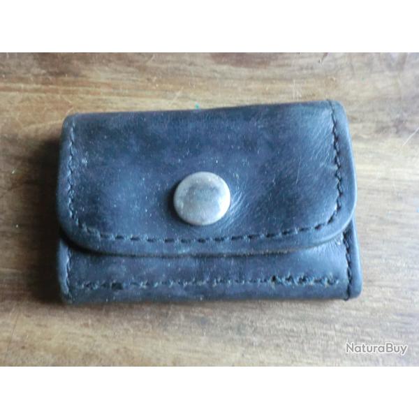 etui noir  porte chargeur   vintage "