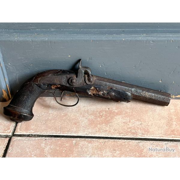 Pistolet � percussion
