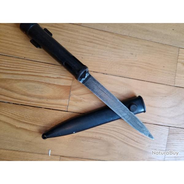 � Vendre : Ba�onnette Autriche avec fourreau, bon �tat