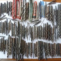 lot  de 260  m&egrave;ches  de perceuse