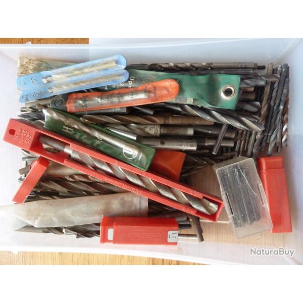 lot  de 260  m�ches  de perceuse