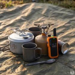 Talkie-walkie lampe port&eacute;e 5km rechargeable autonomie 18h &agrave; l'unit&eacute;