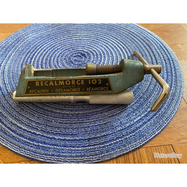 Amorceur recalibreur et desamorceur samson