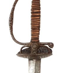 &Eacute;P&Eacute;E DE VILLE OU DE COURS EN FER AJOUR&Eacute; &Agrave; PAS D'ANE &Eacute;POQUE LOUIS XVI - FRANCE ANCIENNE MONARCHIE Bon