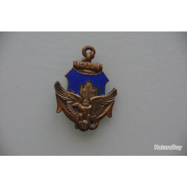 INSIGNE DU  1  REGIMENT  MIXTE  MALGACHE  ------------------- DRAGO  PARIS --------------