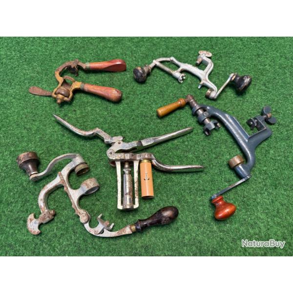 5 MACHINES A SERTIR  LES CARTOUCHES ET A D�SAMORCER  CALIBRE 16