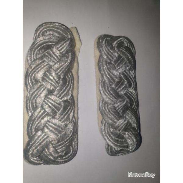 �paulettes blanches  ww2  A25