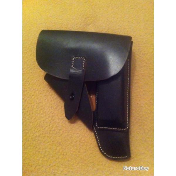 �tui de PPK ou 7,65 en reproduction A25