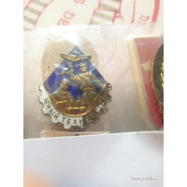 Insigne m�tallique A25.4