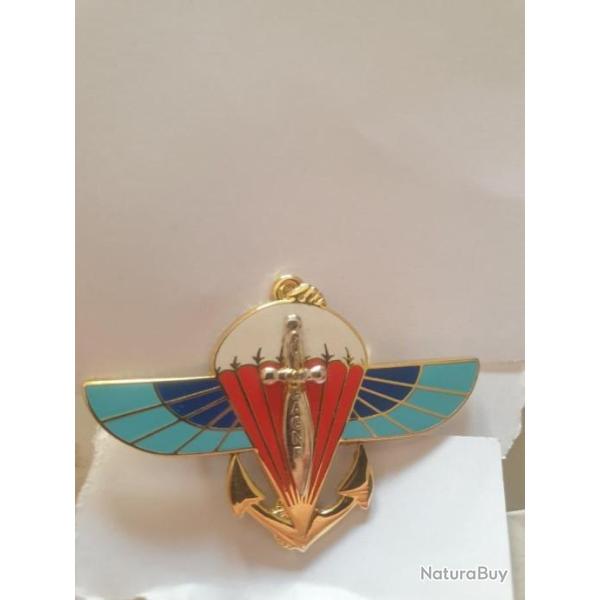 Insigne m�tallique   A25.8