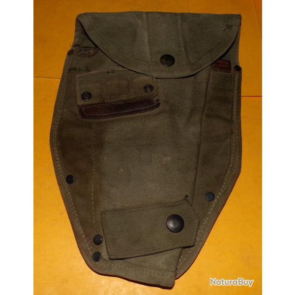 ARMEE AMERICAINE U.S :  ETUI DE PELLE MILITAIRE AVEC TAMPON PAS VISIBLE  ,BON  ETAT VOIR PHOTOS .POU