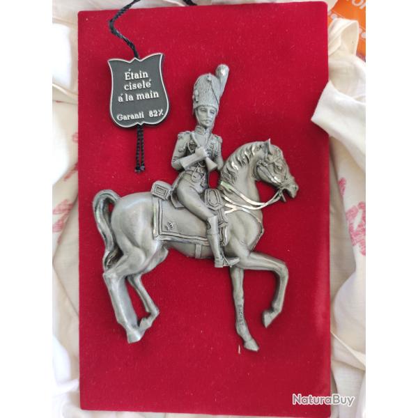 Tableau �tain cisel� main