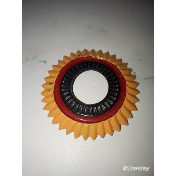 cocarde de casque � pointe jaune / rouge / noir A25.1