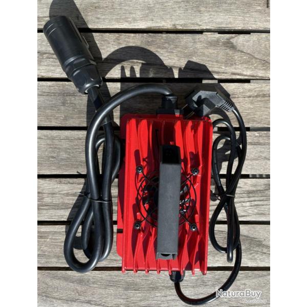 Bat4boat Chargeur 25A tanche pour batterie 12V LiFePo4 connecteur rapide 20mm