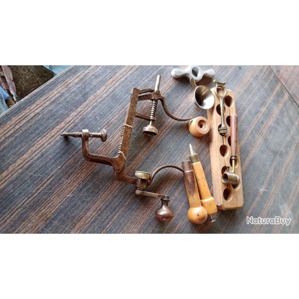 NECESSAIRE DE RECHARGEMENT DE CARTOUCHE CAL. 16