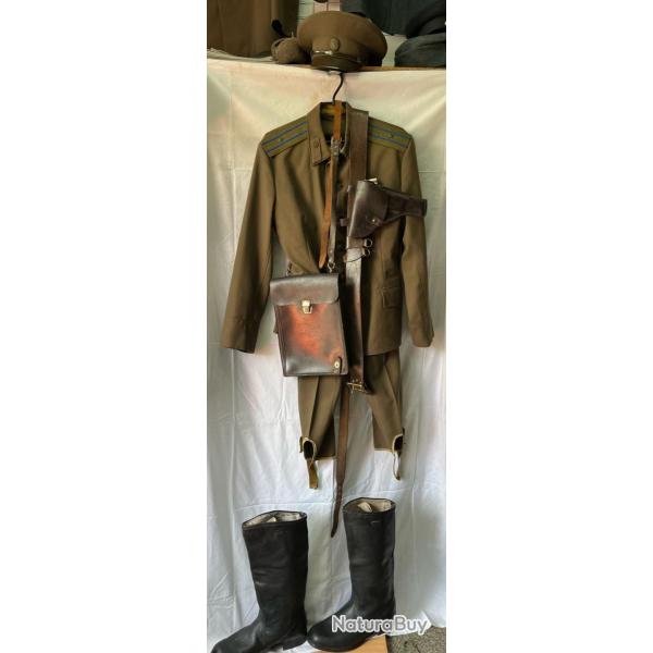 ENSEMBLE TENUE DE TERRAIN COMPL�TE KGB TAILLE S (46/4) FABRIQU� EN URSS