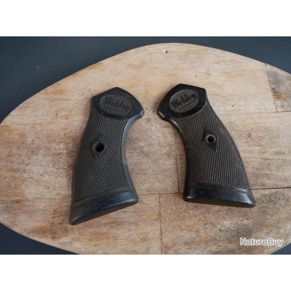 Paire de Plaquettes de Revolver WEBLEY MK4 en 38 S&W