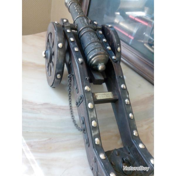 Canon d'artillerie pour collection