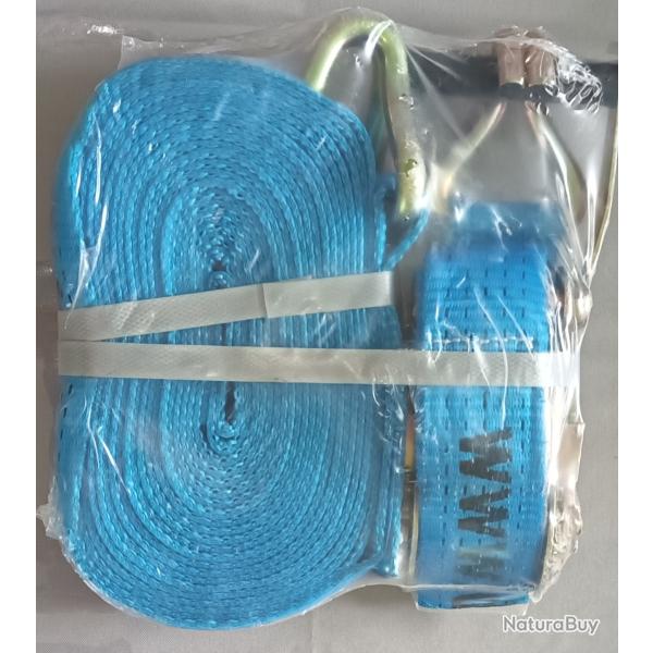 sangles d'arrimage,largeur 5 cm , longueur 8,50 mNeuves jamais utilis�es5 tonnes en arrimage