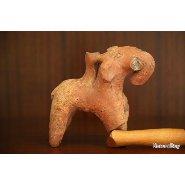 El�phant en terre cuite - Inde, fin du 1er mill�naire avant J.C. d�but 1er mill�naire apr�s J.C.