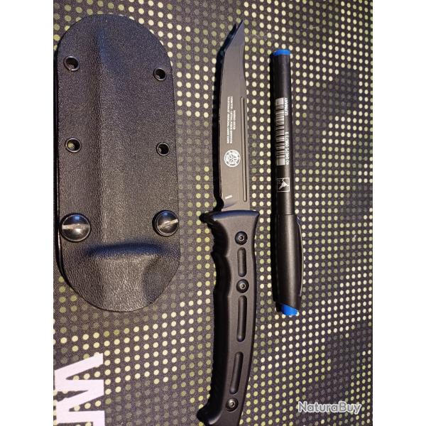 Couteau Master of dfense.,  modle razorback , sries Massad Ayoob.Lethal force institute