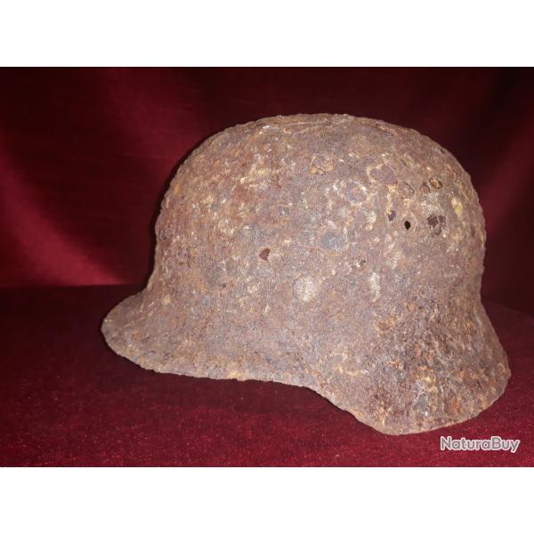 coque de casque allemand WW II pieces de terrain dans son jus collection