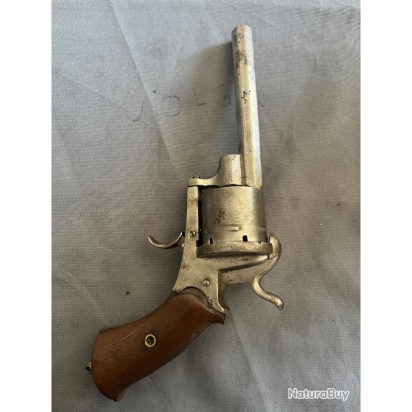 Revolver ancien