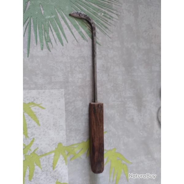 Outil courb� de collection