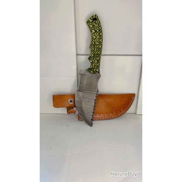 Couteau De Poche Tracker fait � main Lame acier Damas Manche en Bois de couleur