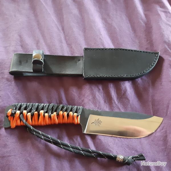 Poignard manche paracorde