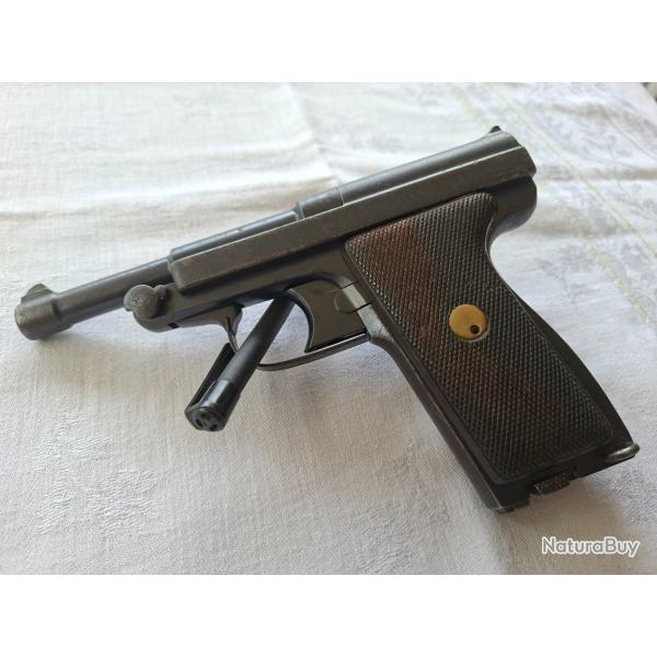 Pistolet le fran�ais type Arm�e cal 9 mm browning long