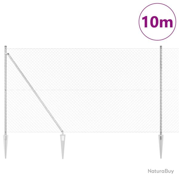 Poteau de cl�ture. Argent� 10 x 1,6 m (maillage 40 x 40 mm)
