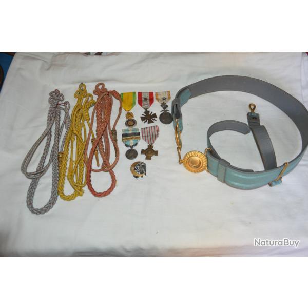 SOUVENIR 21 TIRAILLEUR ALGERIEN-CEINTURON-FOURAGERE-MEDAILLE-INSIGNE-GUERRE DU RIF MAROC