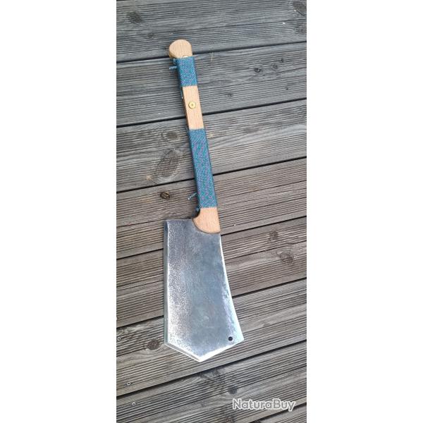 Tr�s grand et lourd hachoir d'abattage reconditionn� 3 kgs