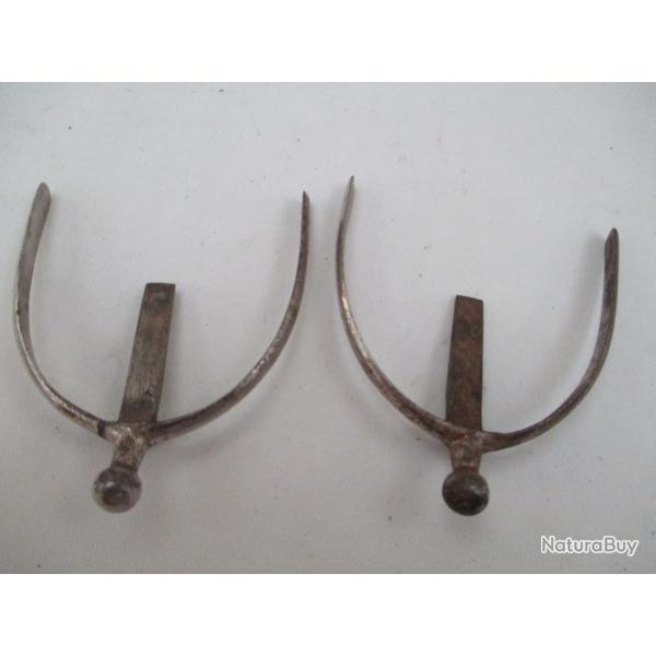 une paire d'perons  superbe  tat