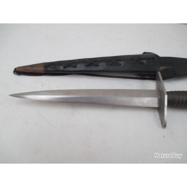 dague  de commando  berets verts