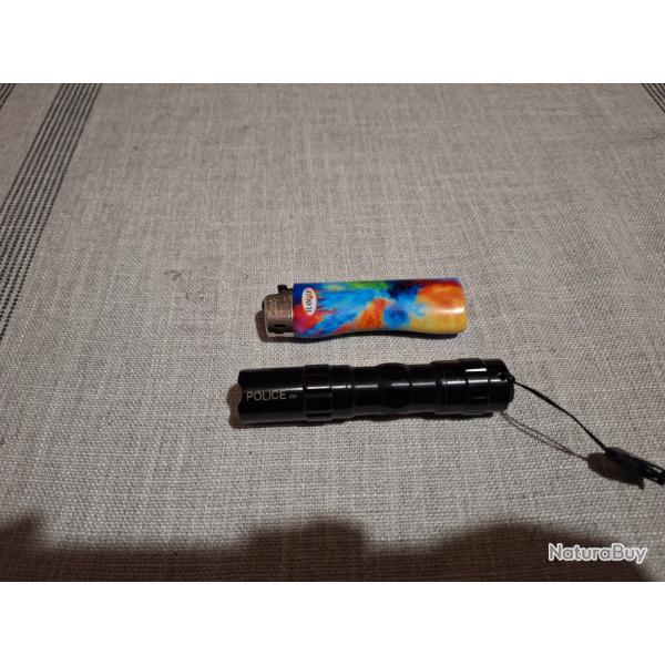Petite lampe de poche  pile