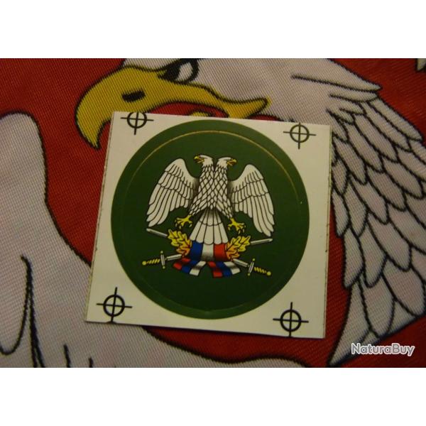 Insigne de casque serbe  coller 1993 conflit des Balkans Yougoslavie