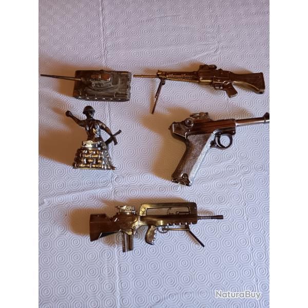 Lot de briquets de table