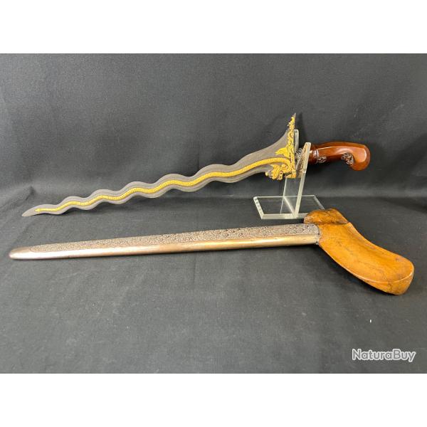 KRISS JAVANAIS INDONSIE